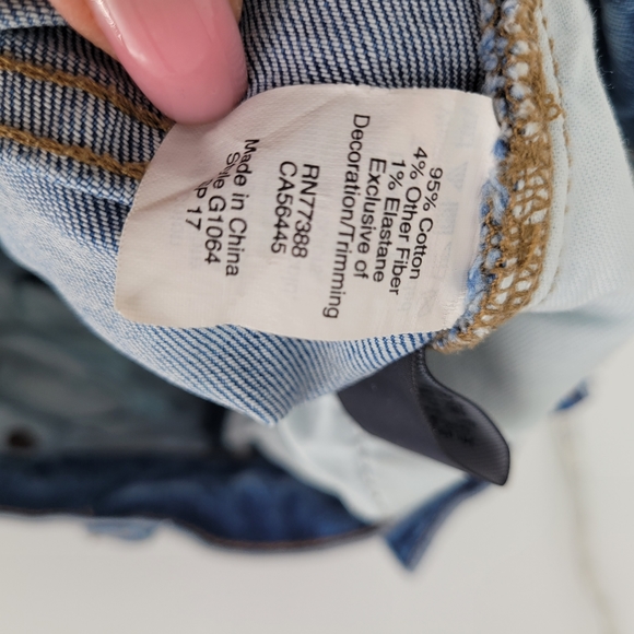 High-Rise Denim Boyshorts. Button-Through Edition - Picture 10 of 10